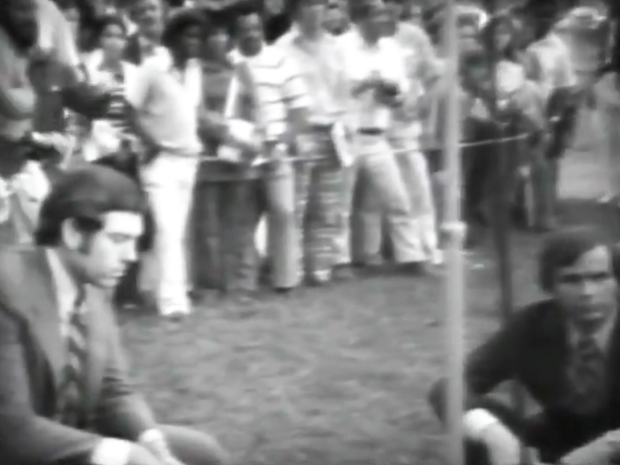 Maureen Orth (right) interviews Catherine Mackin (NBC), the first female floor reporter, as Gloria Steinem passes by at the 1972 Democratic Convention